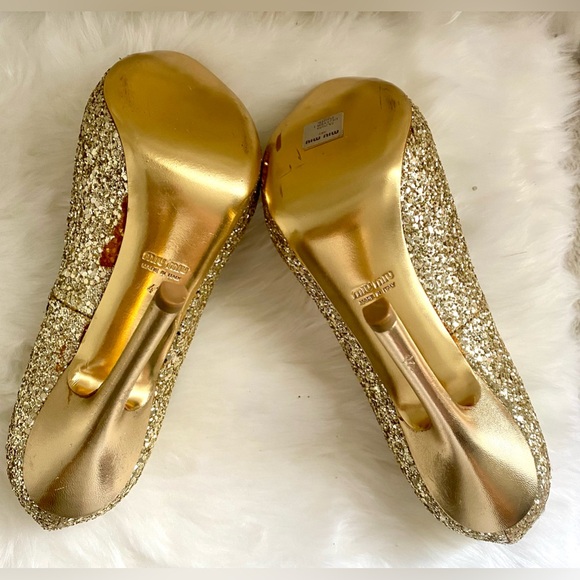 ✨MIU MIU✨ GOLD Glitter Stiletto Pumps Peep Toe Platform Heels Size 41 (10-10.5) - Picture 7 of 8